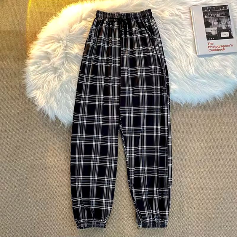 black_Women’s Loose-Fit Plaid Pants