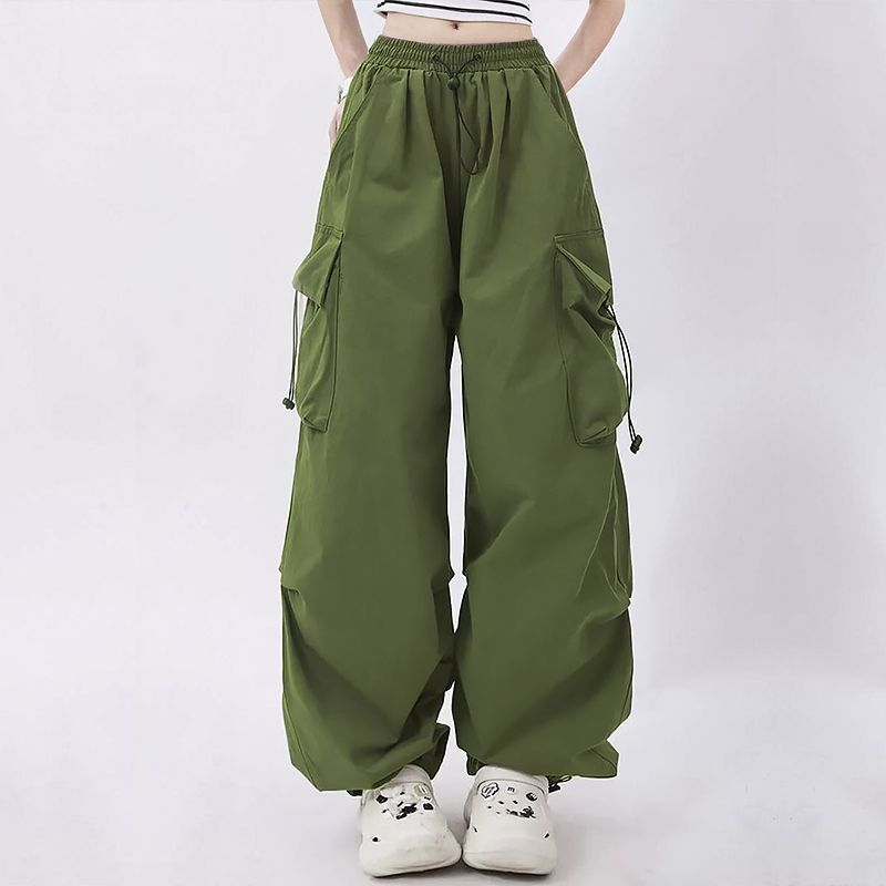 variant_green Women’s Parachute Cargo Pants